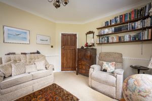 Sitting Room- click for photo gallery